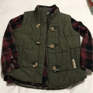 Legendary Whitetails flannel shirt and vest Sz M women’s puffer vest